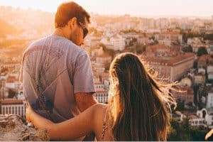 kaun kahta hai sharart se tumhe dekhte hai