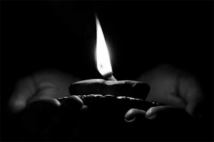 Siyah raat se ham raushni banate hai